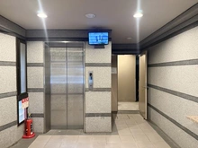 【大阪府/大阪市中央区北久宝寺町】ルアンジュ本町 共用部：エレベーター