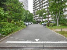 【大阪府/大阪市都島区友渕町】ベル・パークシティ画地II J棟 駐車場