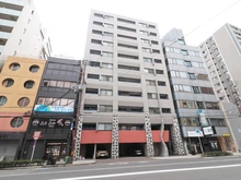 【大阪府/大阪市西区立売堀】ベルデフラッツ阿波座 外観：写真中央