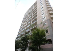 【大阪府/大阪市西区北堀江】ファミール北堀江 外観