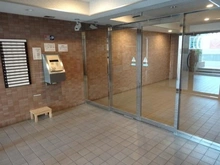 【大阪府/大阪市西区北堀江】ファミール北堀江 エントランス