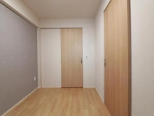 【大阪府/大阪市北区中津】うめきたザ・レジデンス 洋室