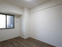 【大阪府/東大阪市菱屋西】ブランニード河内小阪 洋室