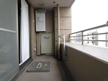 【大阪府/大阪市中央区谷町】グランアッシュ谷町ラフィナーテ バルコニー