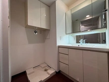 【大阪府/大阪市中央区伏見町】淀屋橋アップルタワーレジデンス 洗面室