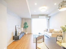 【大阪府/大阪市北区万歳町】ローレルタワー梅田 リビング・ダイニング