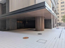 【大阪府/大阪市中央区久太郎町】ローレルタワー堺筋本町 アプローチ