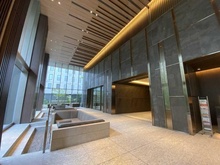 【大阪府/大阪市中央区久太郎町】ローレルタワー堺筋本町 ロビー