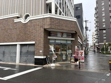 【大阪府/大阪市中央区玉造】シティハウス上町台玉造 セブンイレブン大阪玉造1丁目店（現地より約181m）