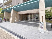 【大阪府/大阪市都島区中野町】サンフォーリーフタウン桜ノ宮サンミットコート エントランス
