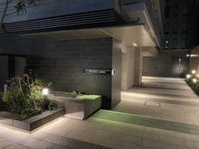 【大阪府/大阪市中央区久太郎町】ブランズ大阪本町 エントランス