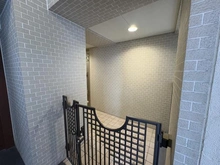 【大阪府/大阪市中央区谷町】シティハウス上本町 玄関：玄関ポーチ