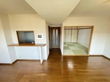 【大阪府/大阪市此花区高見】高見フローラルタウングランコート33 リビング