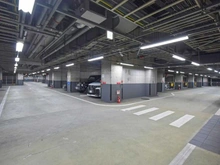 【大阪府/大阪市北区菅原町】ジーニス大阪 EAST棟 駐車場