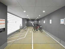 【大阪府/大阪市北区菅原町】ジーニス大阪 EAST棟 駐輪場