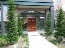 【大阪府/大阪市西区新町】サンクタスタワー心斎橋ミラノグランデ アプローチ