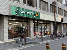 【大阪府/大阪市北区与力町】ユニハイム与力町公園 グルメシティ南森町店（現地より約342m）