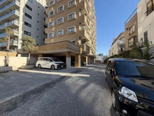 【東京都/大田区南六郷】ライオンズマンション多摩川緑地 駐車場