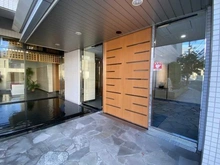 【東京都/世田谷区玉川台】ライオンズスクエア用賀 エントランス