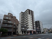 【東京都/大田区矢口】矢口フラワーマンション 外観：写真中央