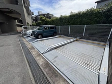 【東京都/葛飾区西新小岩】シーアイマンションオヴェスト新小岩 駐車場