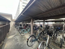 【東京都/江戸川区本一色】日商岩井新小岩マンション 駐輪場