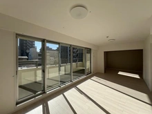 【東京都/葛飾区東新小岩】パークタワー東京イースト LDK：（奥）洋室