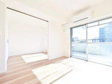 【東京都/葛飾区青戸】青戸三鈴コーポ リビング・ダイニング：奥：洋室