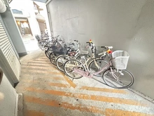 【東京都/江東区毛利】クラウンマンション 駐輪場