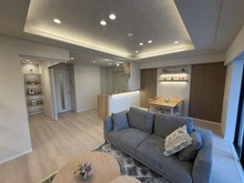 【東京都/墨田区東駒形】グラントレゾール駒形 LDK：※家具は備え付けです。物件価格に含まれます。