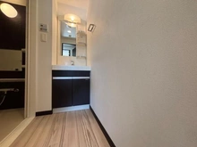 【東京都/墨田区緑】ミルーナヒルズ錦糸町 洗面室