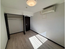 【東京都/墨田区緑】ミルーナヒルズ錦糸町 洋室