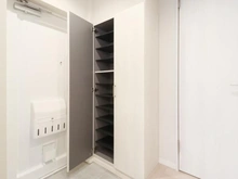 【東京都/墨田区両国】ヴィラロイヤル両国 玄関：下足入