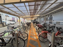 【東京都/葛飾区東新小岩】新小岩サマリヤマンション 駐輪場：別途使用料がかかります。