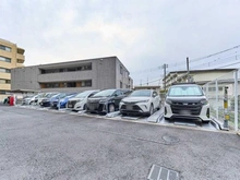 【東京都/葛飾区東四つ木】クリオ新小岩ウエストテラス 駐車場：別途使用料がかかります。