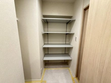 【東京都/葛飾区東新小岩】トラスト新小岩 収納
