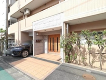 【東京都/府中市緑町】レーヴステージ府中緑町 エントランス