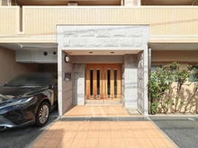 【東京都/府中市緑町】レーヴステージ府中緑町 エントランス