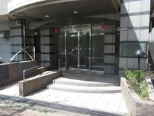 【東京都/府中市清水が丘】ライオンズステーションプラザ東府中 エントランス