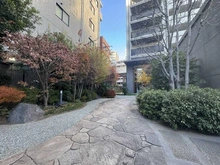 【東京都/府中市宮西町】アトラスタワー府中 アプローチ