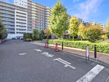 【東京都/府中市是政】リムザ 敷地内