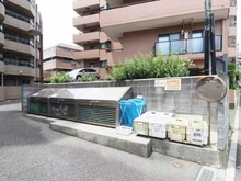 【東京都/府中市白糸台】モナ―ジュ府中白糸台 共用部：ゴミ置場