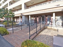 【東京都/府中市四谷】アルソス・ジャルディーノ エントランス