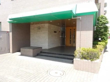 【東京都/府中市晴見町】ステイツ府中けやき通り エントランス