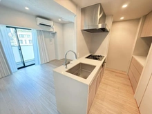 【東京都/品川区上大崎】ディアナコート池田山公園 キッチン：※写真はCGで荷物等を消しております。