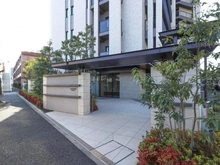 【東京都/府中市白糸台】シュロス府中武蔵野台シルクハウス エントランス