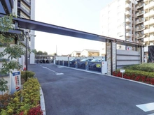 【東京都/府中市白糸台】シュロス府中武蔵野台シルクハウス 敷地内