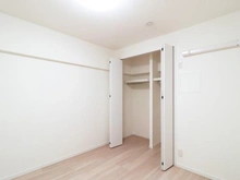 【東京都/府中市住吉町】府中住吉町住宅1号棟 洋室