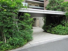 【東京都/府中市宮西町】プラウド府中パサージュ アプローチ