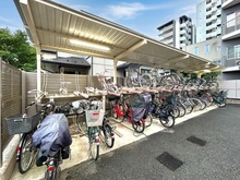 【東京都/府中市八幡町】プレシス府中リヴェスタ 駐輪場